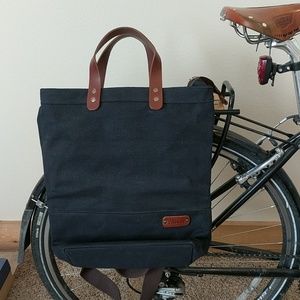 Bike pannier bag